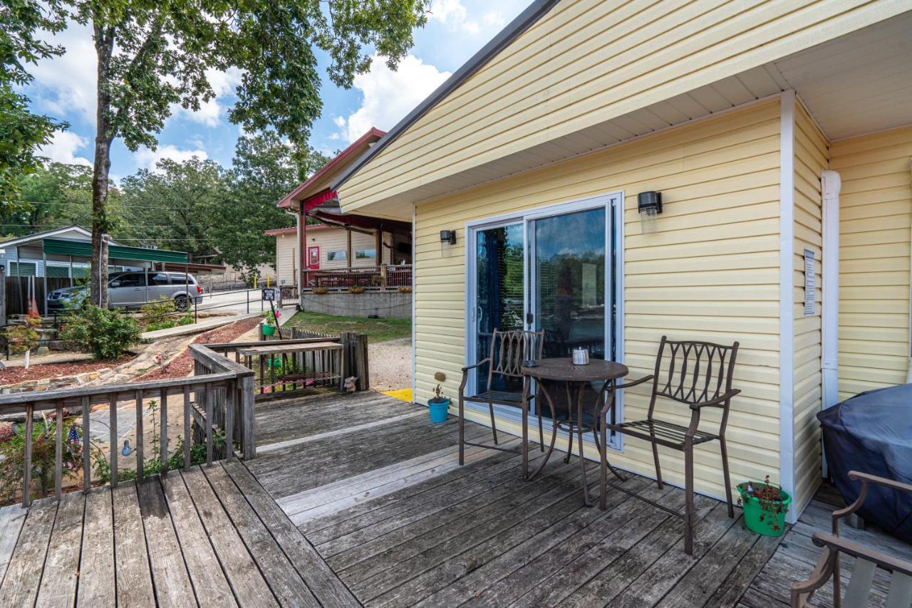 Canary Lake Cottage W/Hot Tub At Sam'S Pizza Hot Springs Extérieur photo